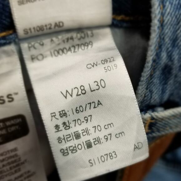 LEVI'S JEANS Women's Baggy Dad Cotton Tencel Medium Blue Wash - Size W28 L30 - Picture 9 of 9